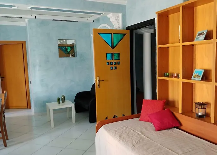 Webus Apartments